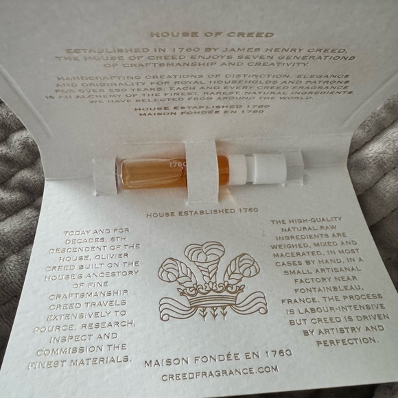 Beauty sample scent bundle - Picture 5 of 5